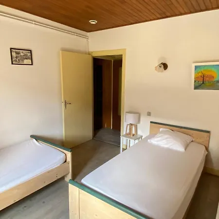 Grand Gite 3 Etoiles, A Albepierre, Village De Montagne Dans Le Cantal, Pour 15 Personnes *